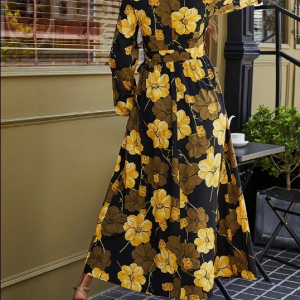 Line A Floral print